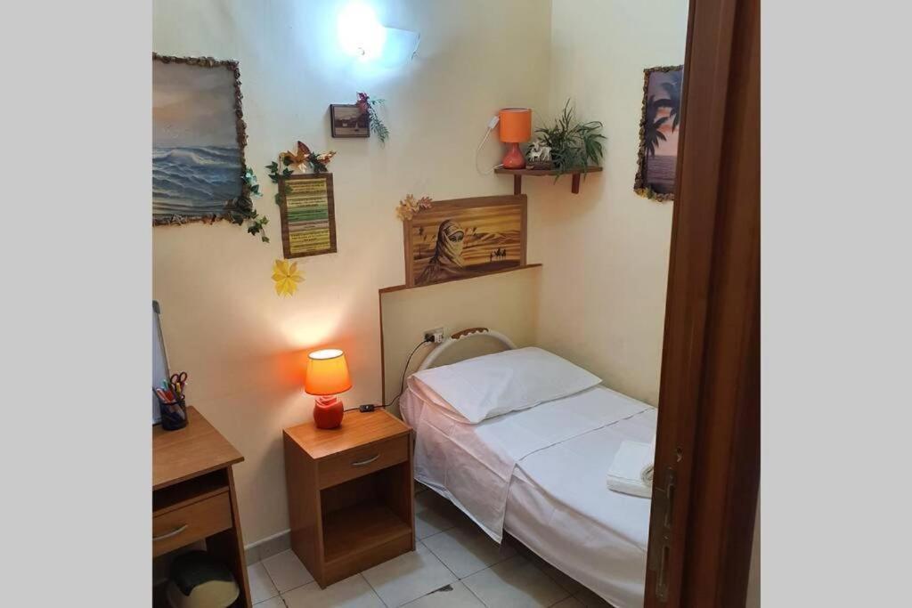 Napolix Centro, intero appartamentino, casa vacanze, tricamere nel cuore di napoli Esterno foto